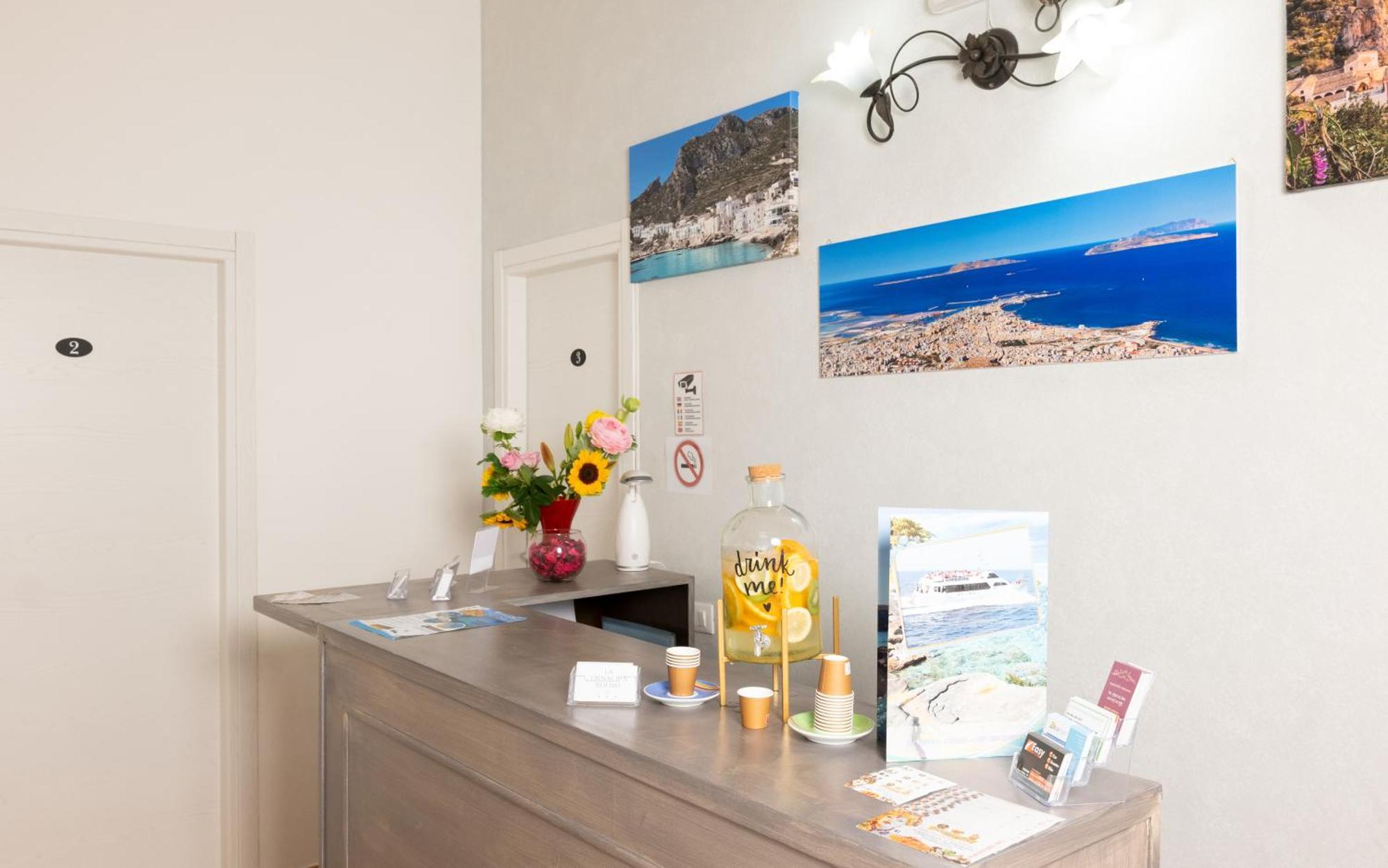 La Trinacria Bed&Breakfast Trapani Exterior foto